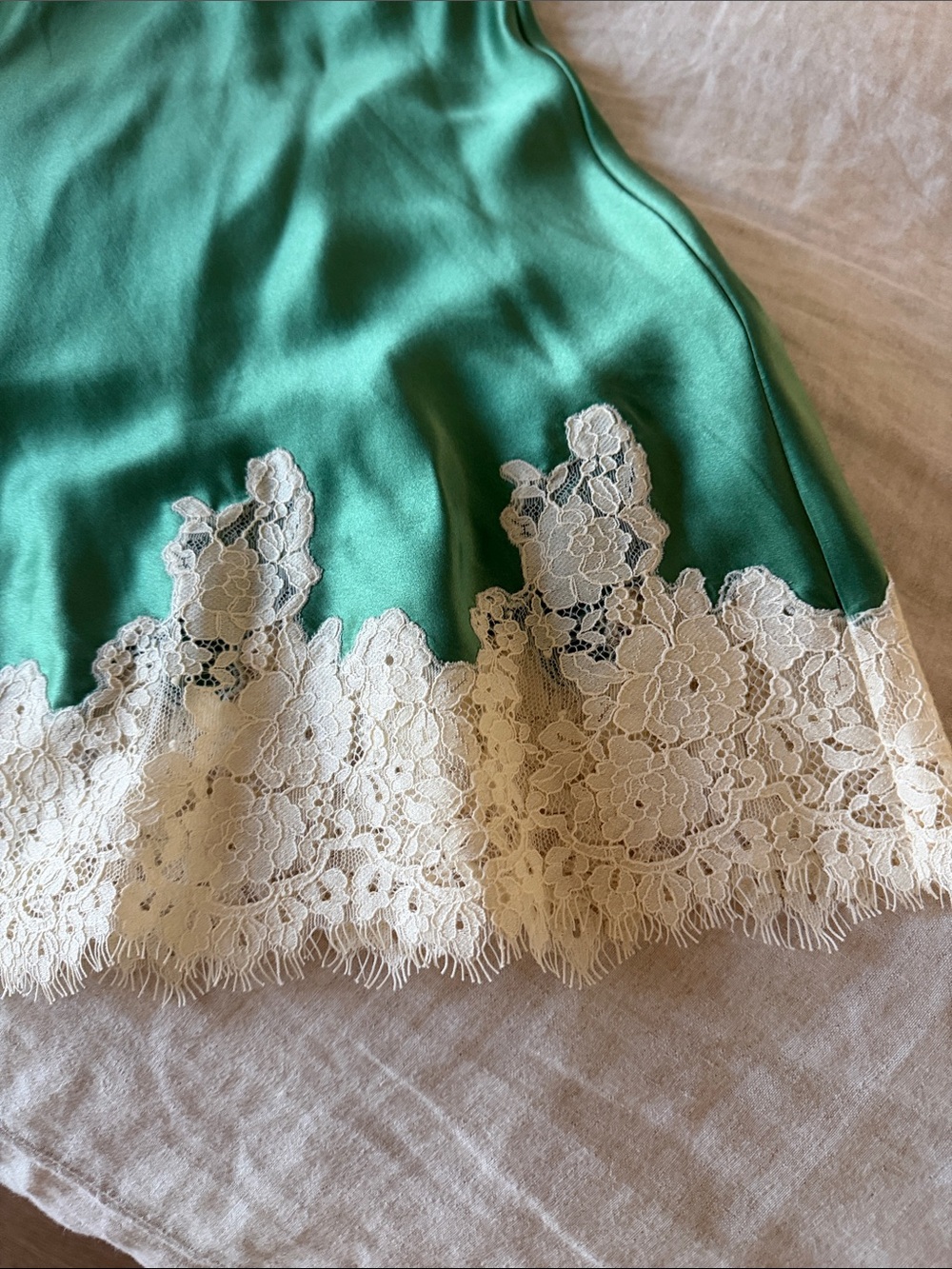 Doen Emerald Silk  Midi Skirt with Cream Lace Hem - Picture 3 of 8